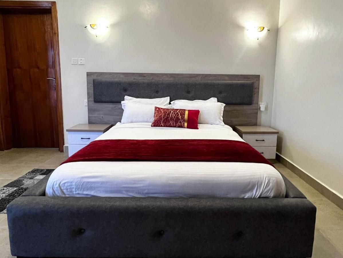 Midtown Executive Cbd With Large Balcony Apartment *